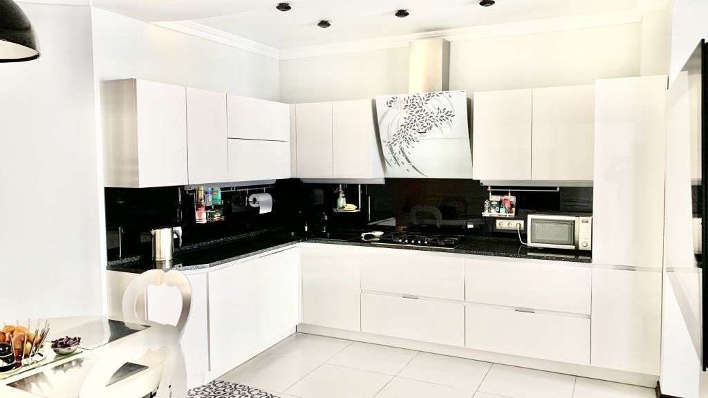 Аренда 4-комнатной квартиры, Самара, Садовая,  329