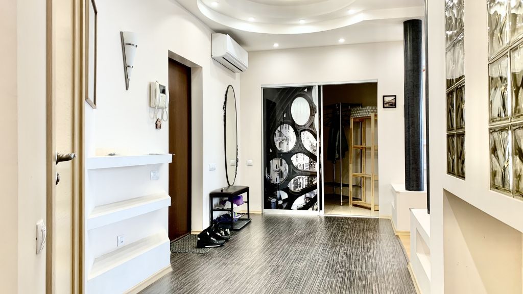 Аренда 4-комнатной квартиры, Самара, Венцека,  1