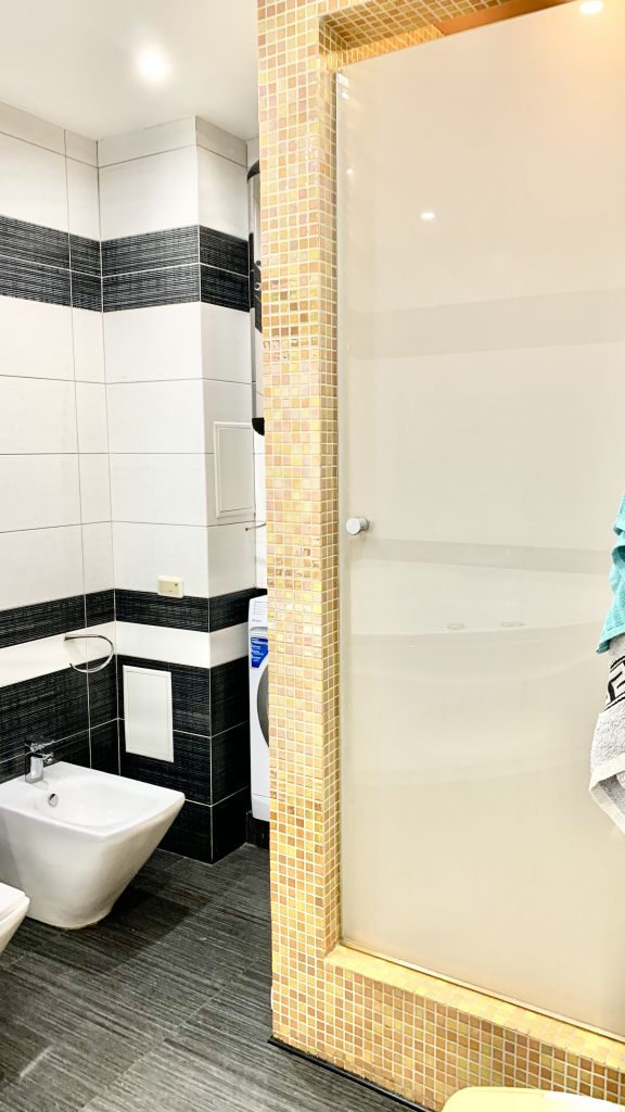 Аренда 4-комнатной квартиры, Самара, Венцека,  1