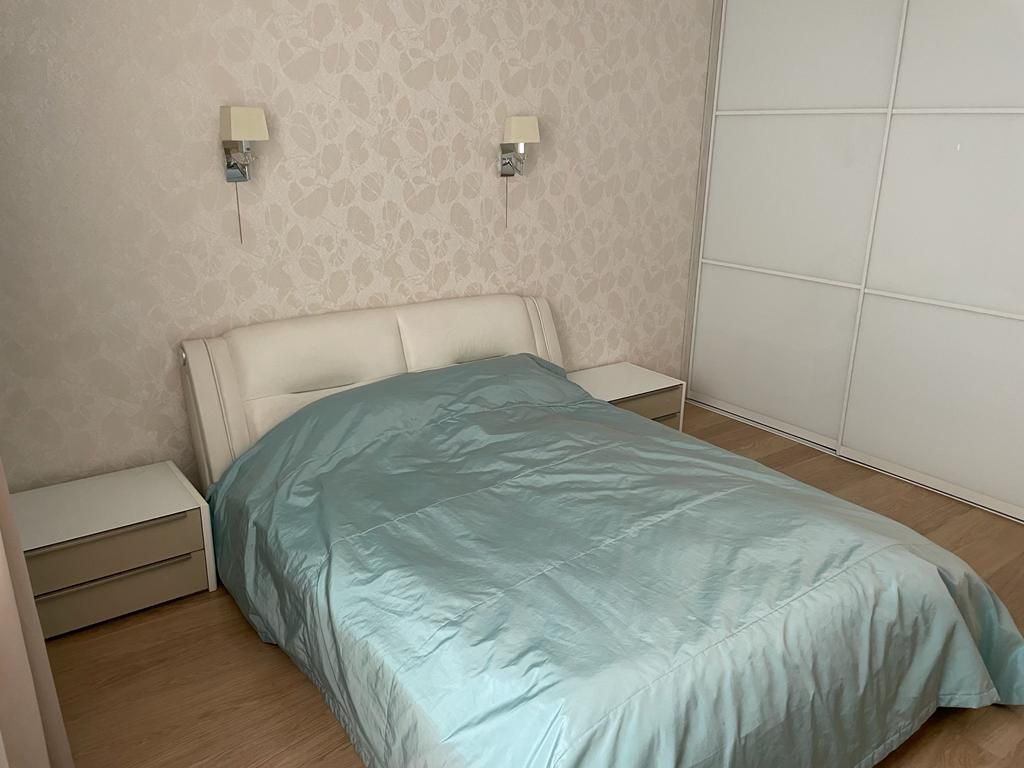 Аренда 4-комнатной квартиры, Самара, Чапаевская,  205