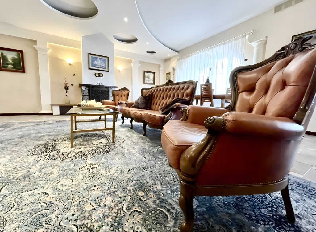 Аренда 3-комнатной квартиры, Самара, Циолковского,  1а