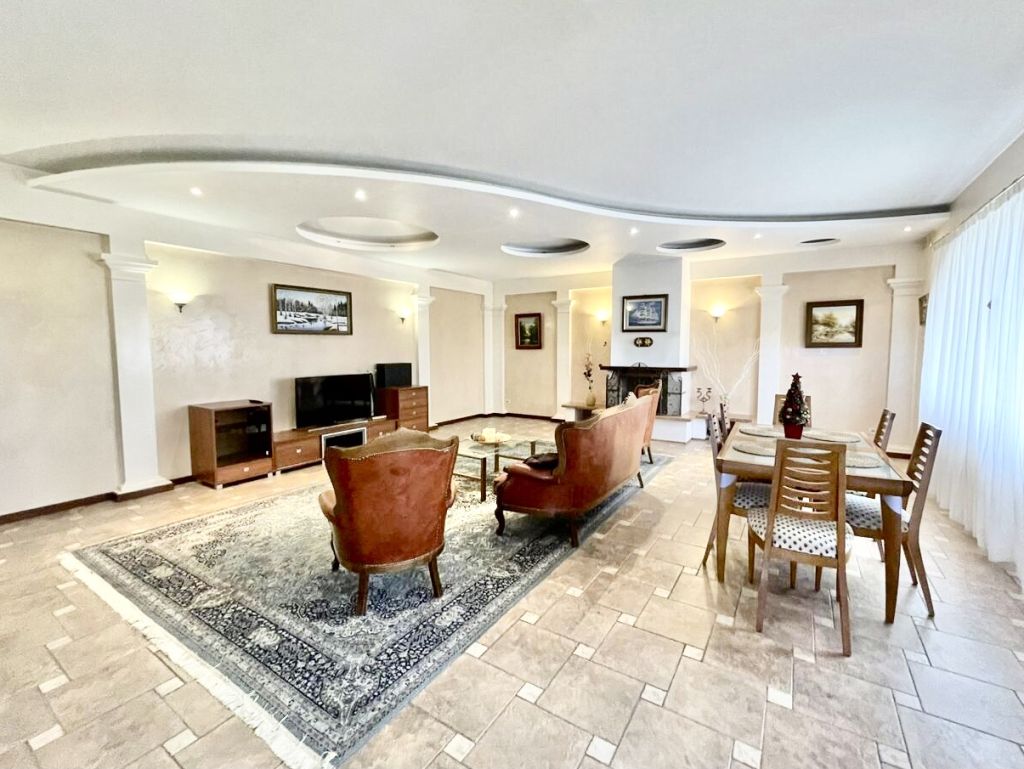 Аренда 3-комнатной квартиры, Самара, Циолковского,  1а