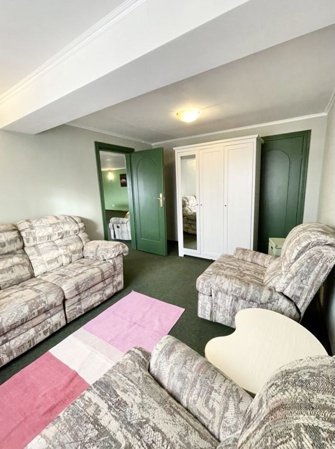 Аренда 3-комнатной квартиры, Самара, Циолковского,  1а