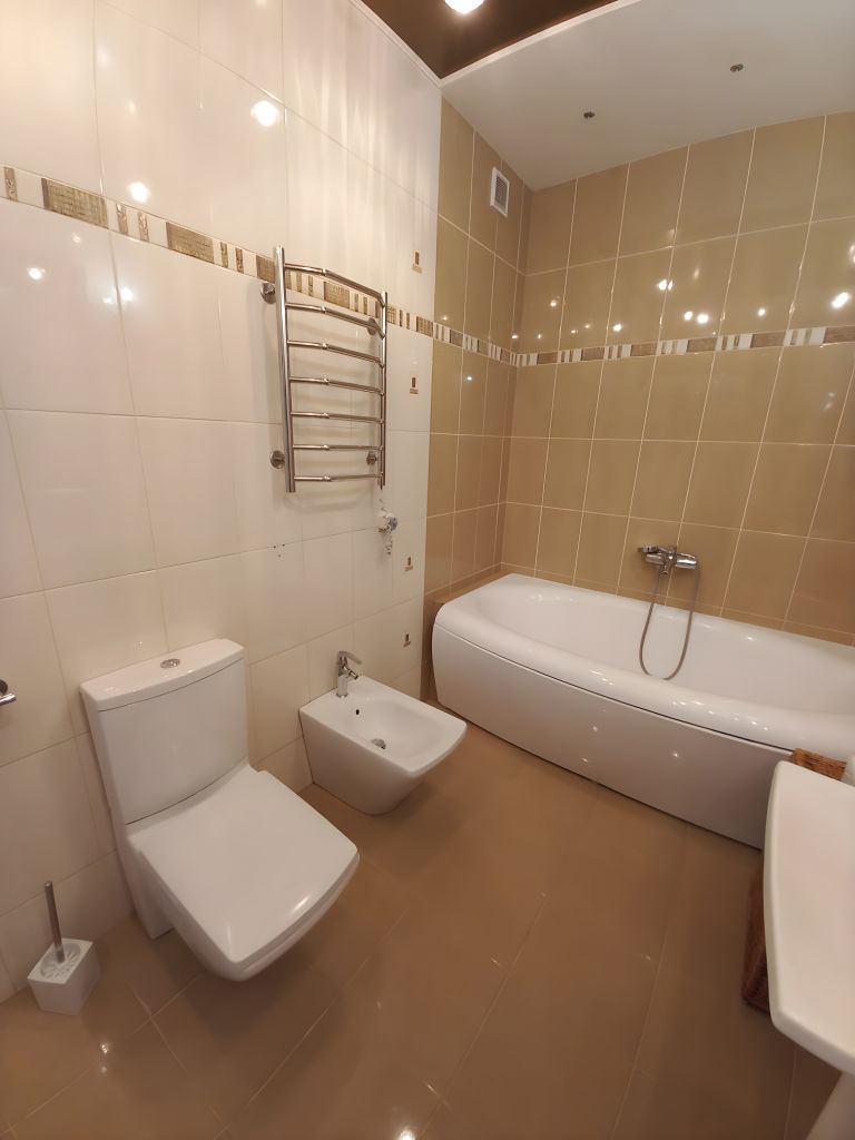 Аренда 3-комнатной квартиры, Самара, Лейтенанта Шмидта,  1