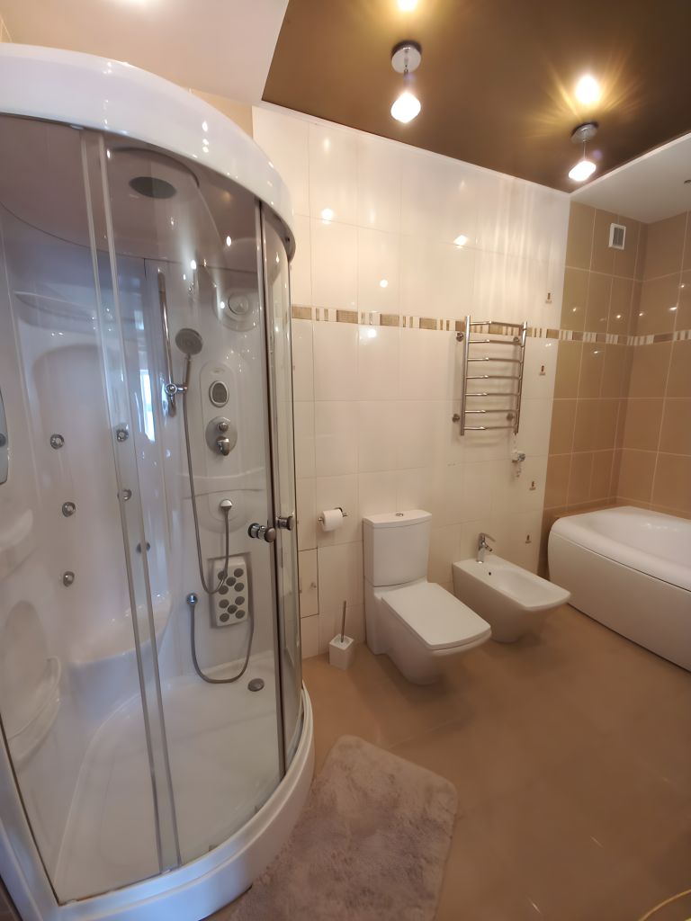 Аренда 3-комнатной квартиры, Самара, Лейтенанта Шмидта,  1