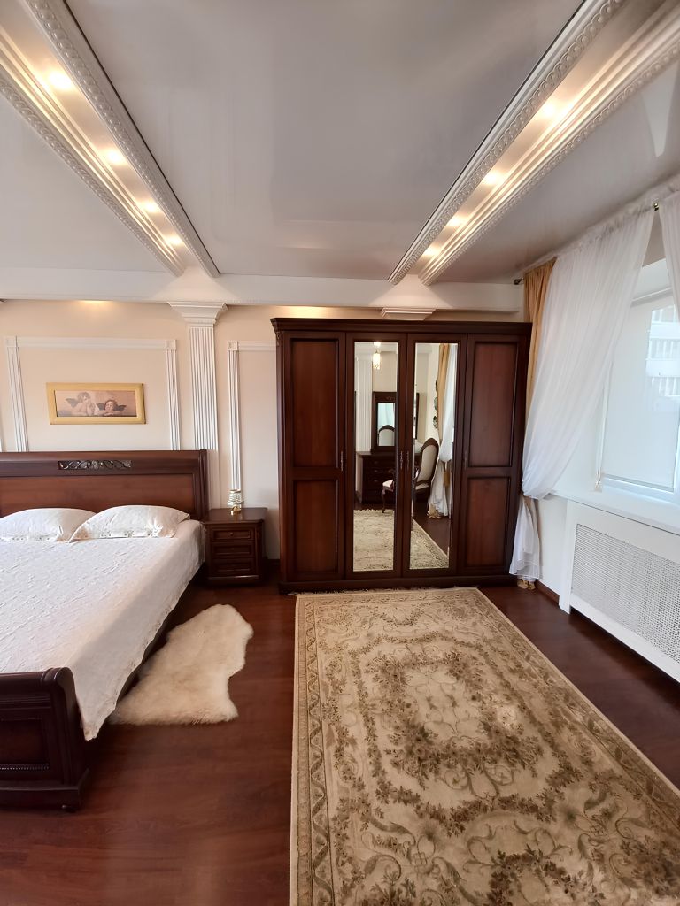 Аренда 3-комнатной квартиры, Самара, Лейтенанта Шмидта,  1