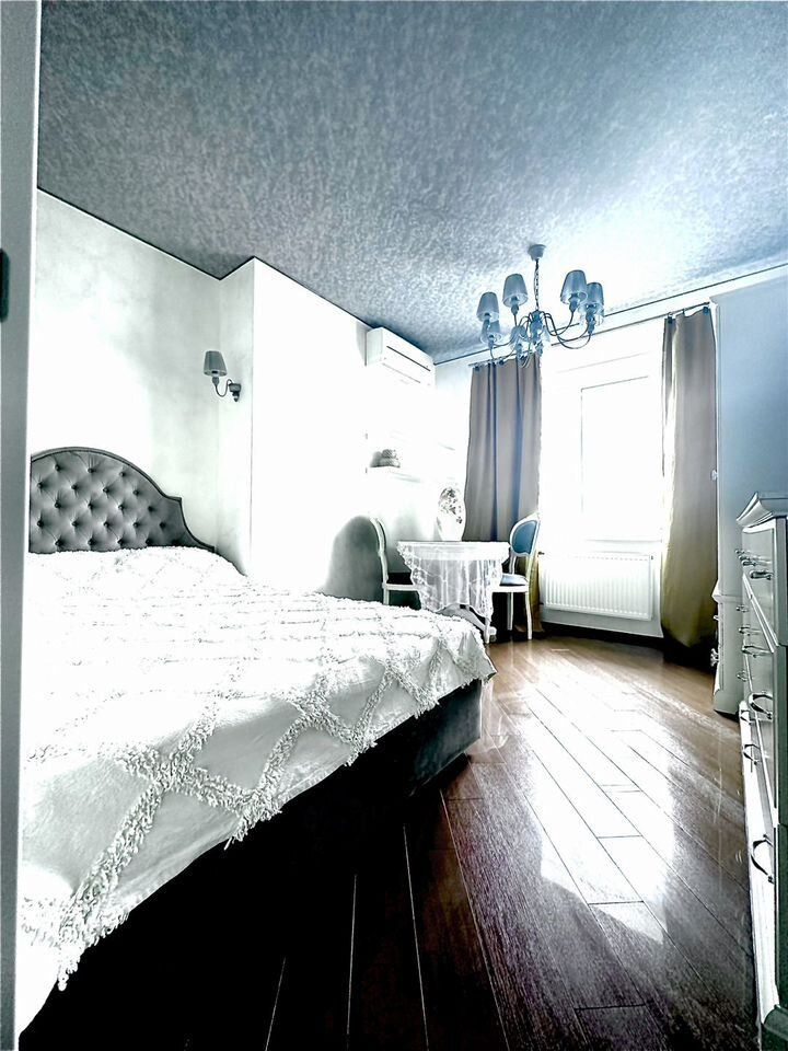 Аренда 3-комнатной квартиры, Самара, Молодогвардейская,  139