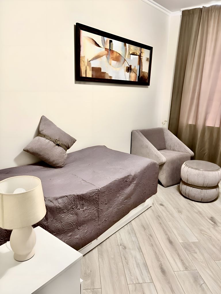 Аренда 3-комнатной квартиры, Самара, Чапаевская,  205