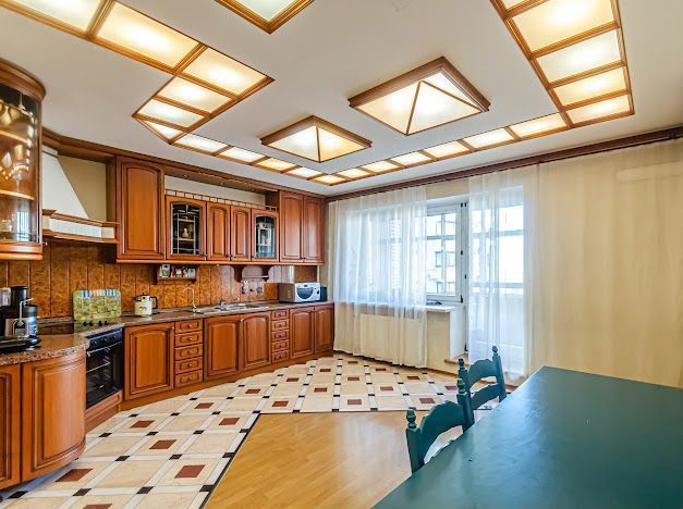 Аренда 4-комнатной квартиры, Самара, Братьев Коростелевых,  142