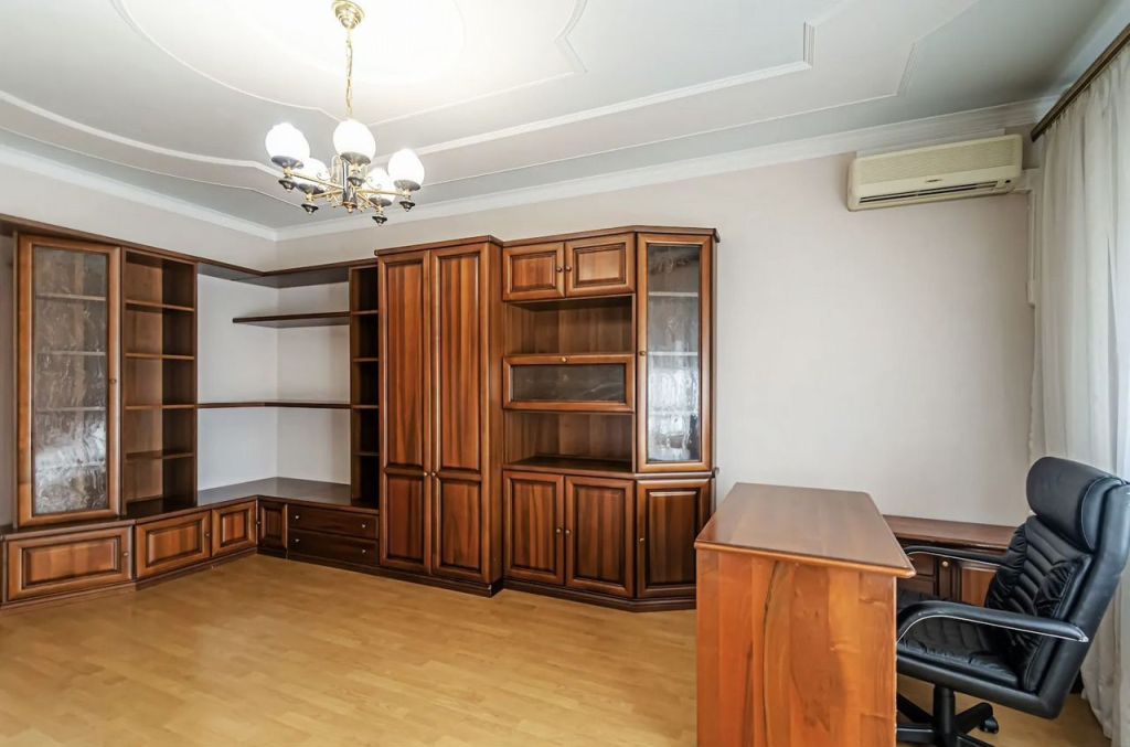 Аренда 4-комнатной квартиры, Самара, Братьев Коростелевых,  142