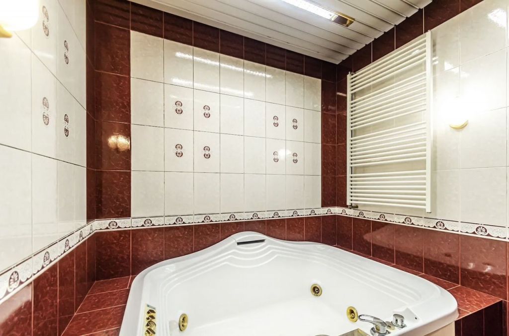 Аренда 4-комнатной квартиры, Самара, Братьев Коростелевых,  142