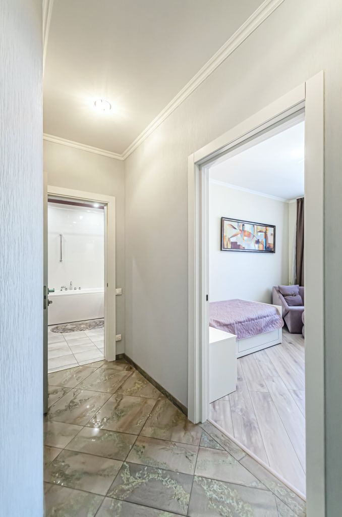 Аренда 4-комнатной квартиры, Самара, Чапаевская,  205