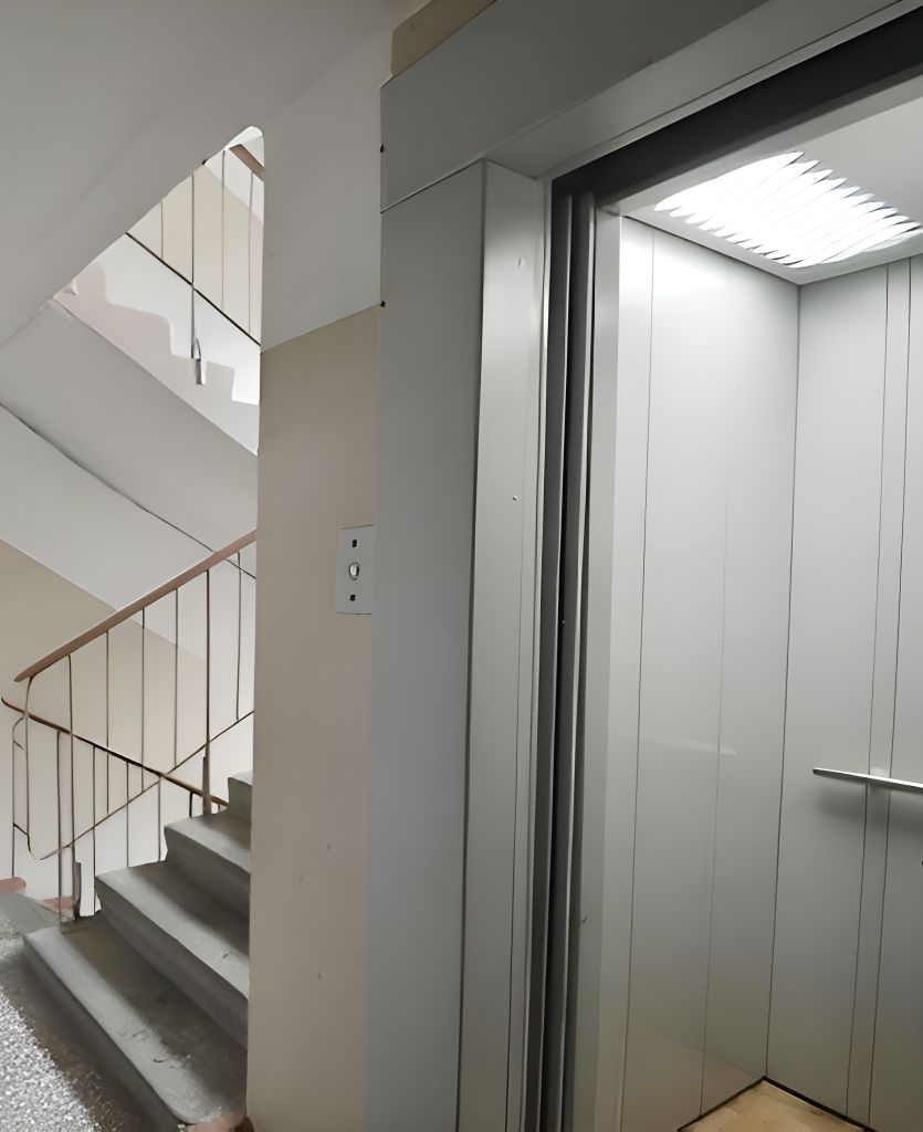 Продажа 4-комнатной квартиры, Самара, Самарская,  268