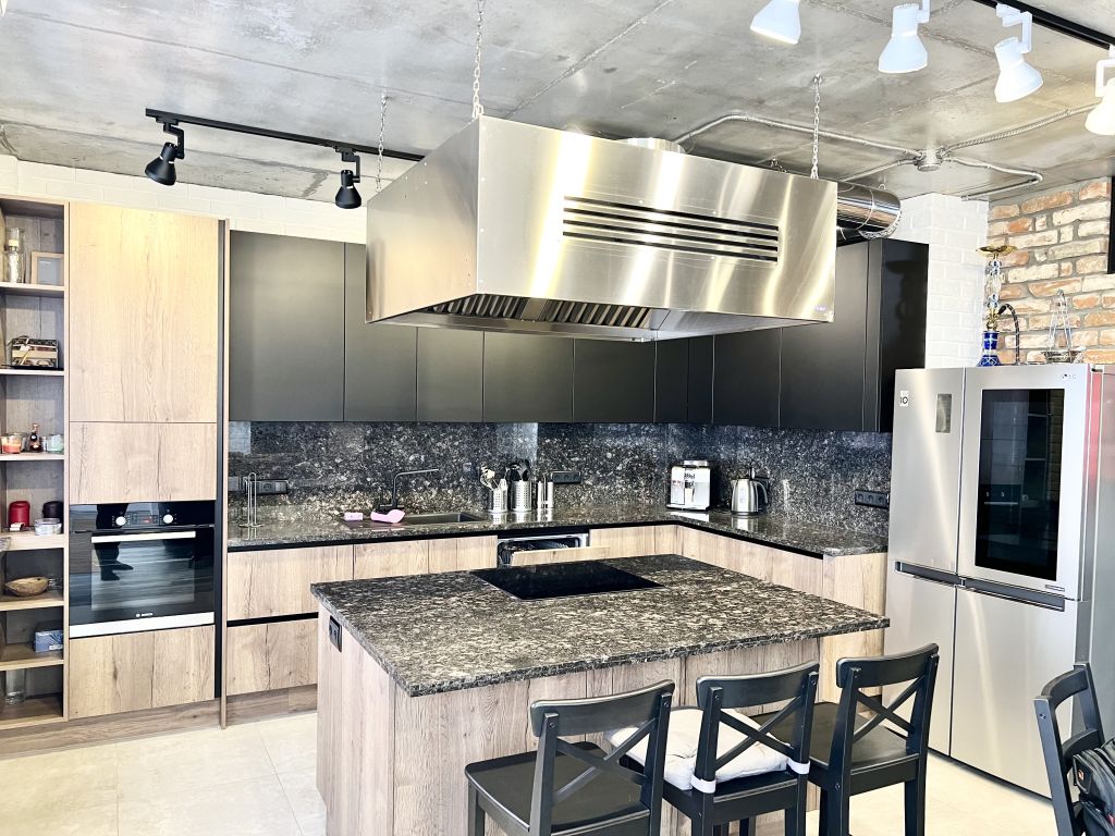 Аренда 2-комнатной квартиры, Самара, Алексея Толстого,  70