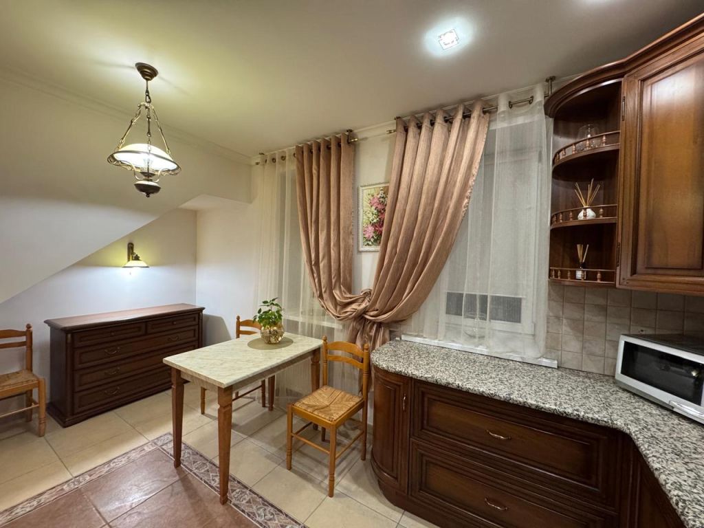 Аренда 5-комнатной квартиры, Самара, Ленинская,  202