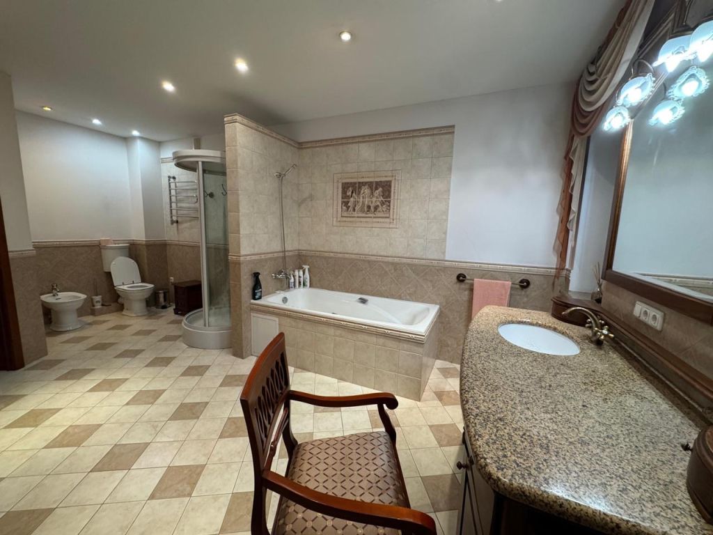 Аренда 5-комнатной квартиры, Самара, Ленинская,  202