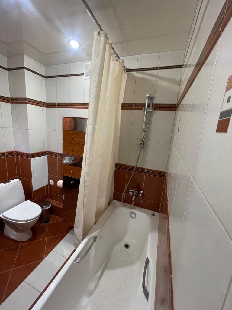 Аренда 5-комнатной квартиры, Самара, Ленинская,  202