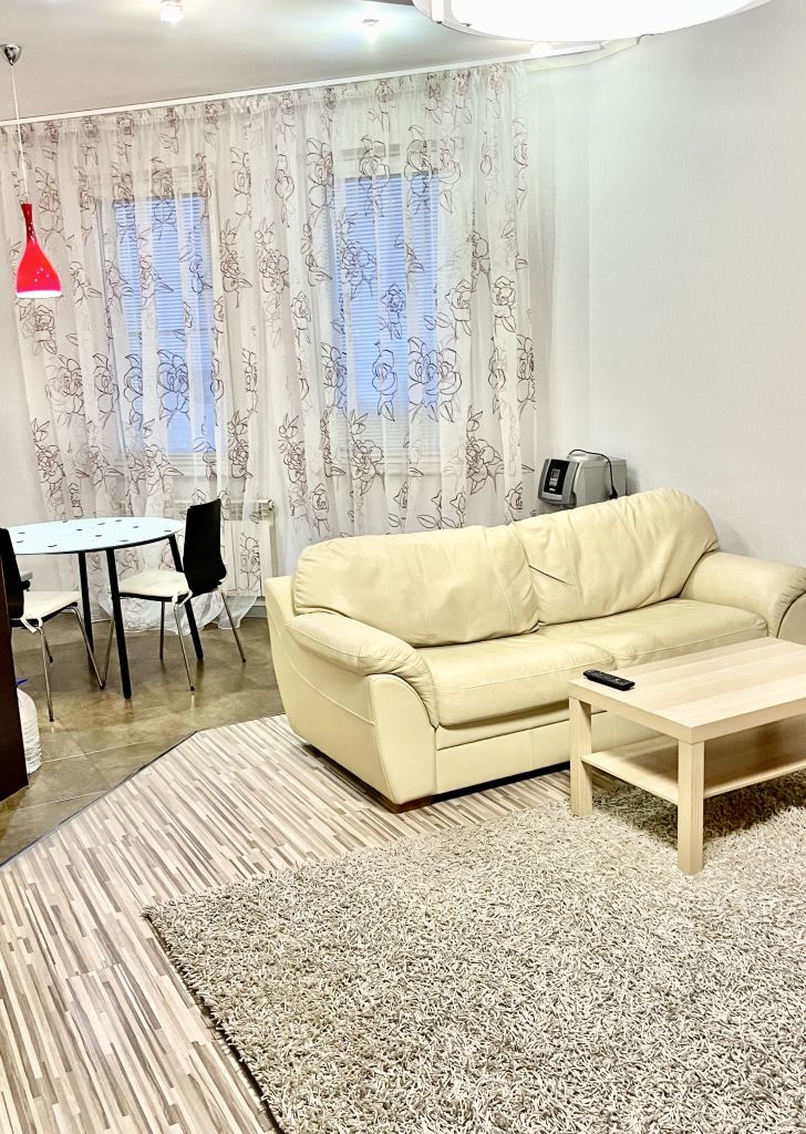 Аренда 3-комнатной квартиры, Самара, Лесная,  33