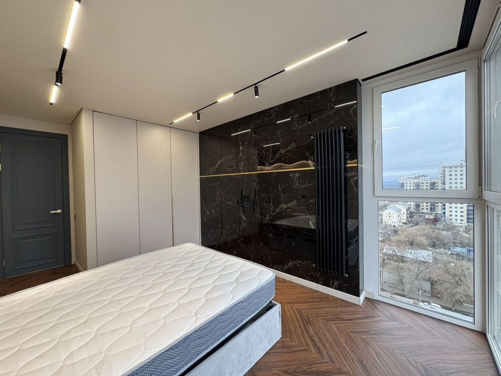 Аренда 3-комнатной квартиры, Самара, Маяковского,  44