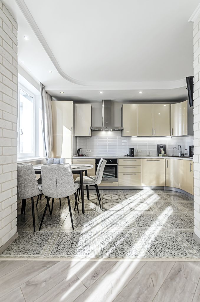 Аренда 3-комнатной квартиры, Самара, Чапаевская,  205