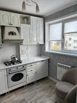Квартиры, 3-комн., Тольятти