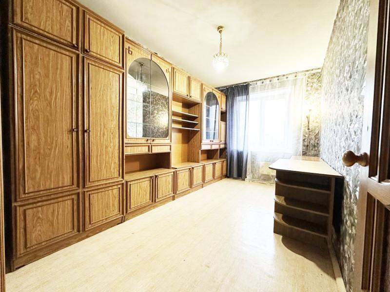 Продажа 4-комнатной квартиры, Тольятти, Матросова,  23