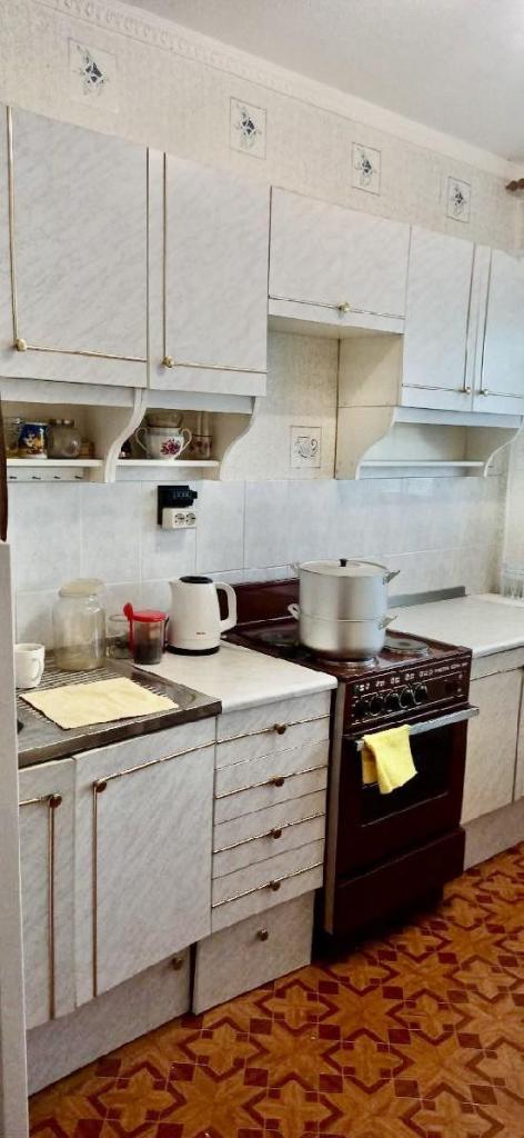 Продажа 3-комнатной квартиры, Тольятти, Маршала Жукова,  12