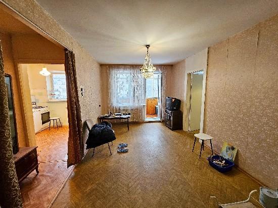 Продажа 2-комнатной квартиры, Тольятти, Ленина б-р,  20