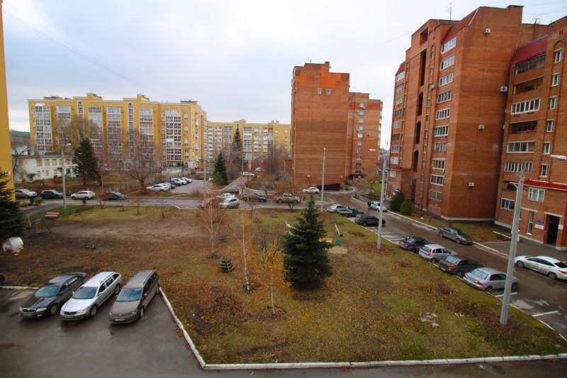 Продажа 3-комнатной квартиры, Тольятти, Ленинградская,  15