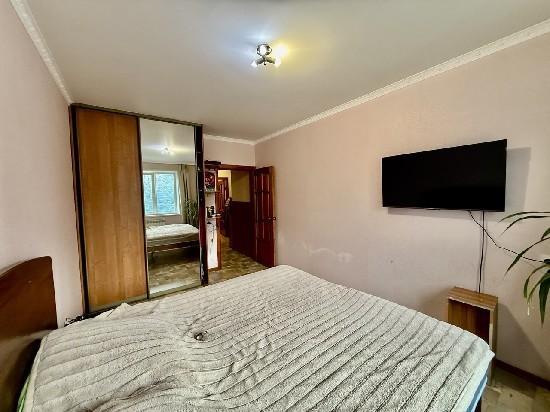 Продажа 2-комнатной квартиры, Тольятти, 70 лет Октября,  86