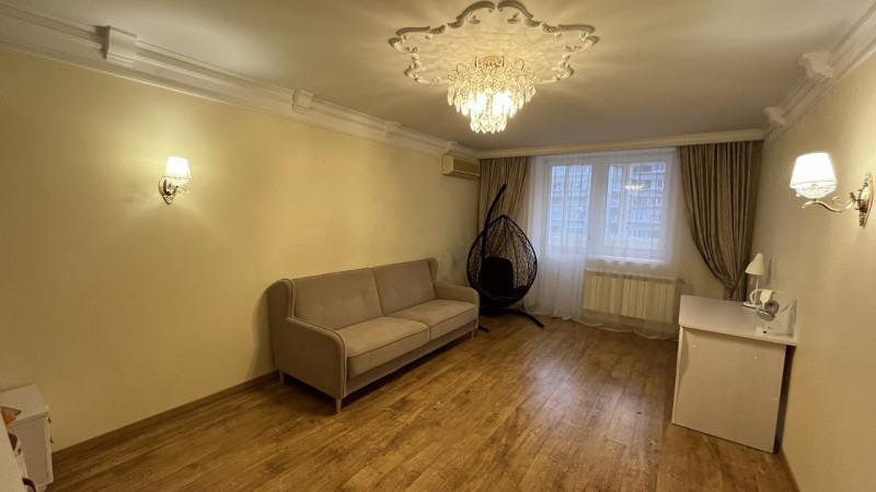 Продажа 2-комнатной квартиры, Тольятти, Южное ш-се,  23