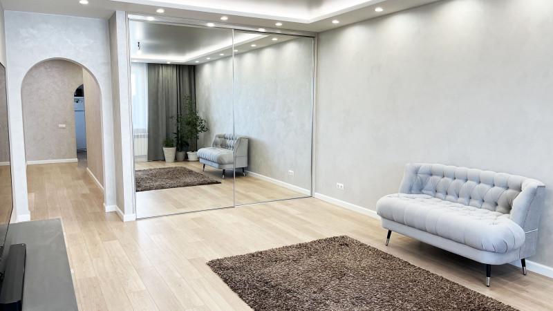 Продажа 3-комнатной квартиры, Тольятти, Революционная,  51