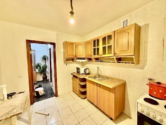 Продажа 2-комнатной квартиры, Тольятти, Автостроителей,  82