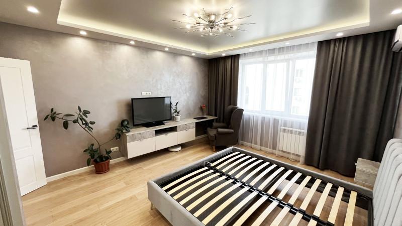 Продажа 3-комнатной квартиры, Тольятти, Революционная,  51