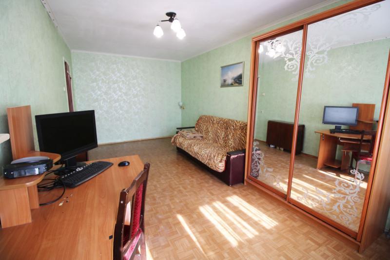 Продажа 1-комнатной квартиры, Тольятти, Офицерская,  23