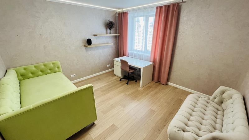 Продажа 3-комнатной квартиры, Тольятти, Революционная,  51