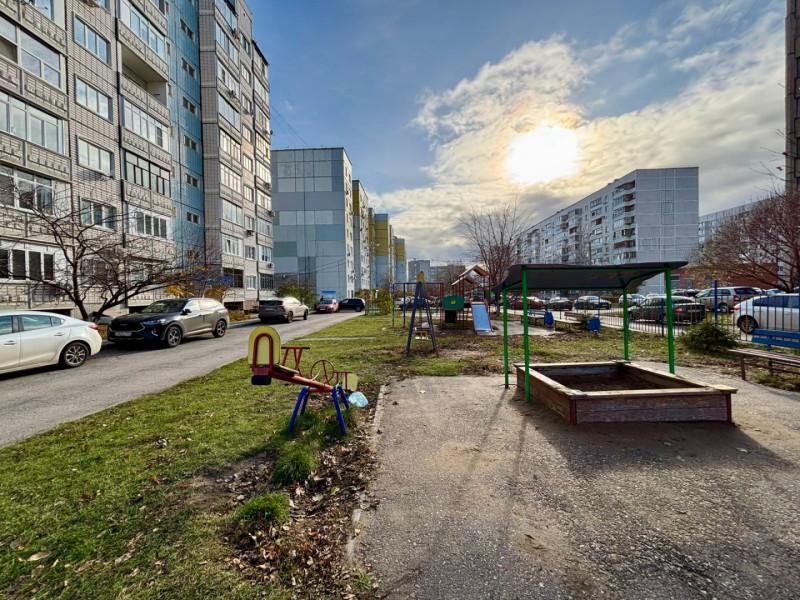 Продажа 2-комнатной квартиры, Тольятти, Автозаводское ш-се,  37