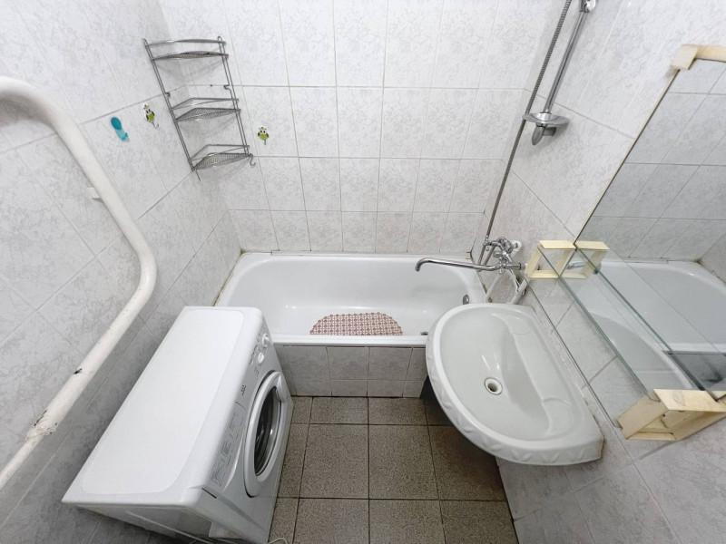 Продажа 2-комнатной квартиры, Тольятти, Юбилейная,  79