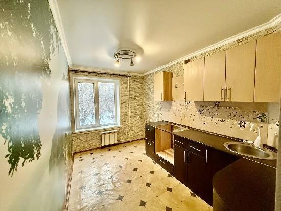 Продажа 3-комнатной квартиры, Тольятти, Дзержинского,  75