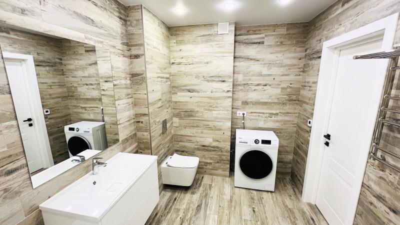 Продажа 3-комнатной квартиры, Тольятти, Революционная,  51