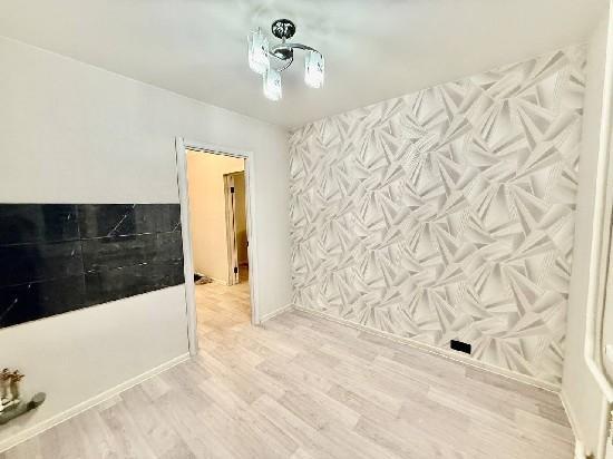 Продажа 1-комнатной квартиры, Тольятти, Тополиная,  3