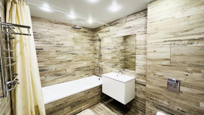 Продажа 3-комнатной квартиры, Тольятти, Революционная,  51