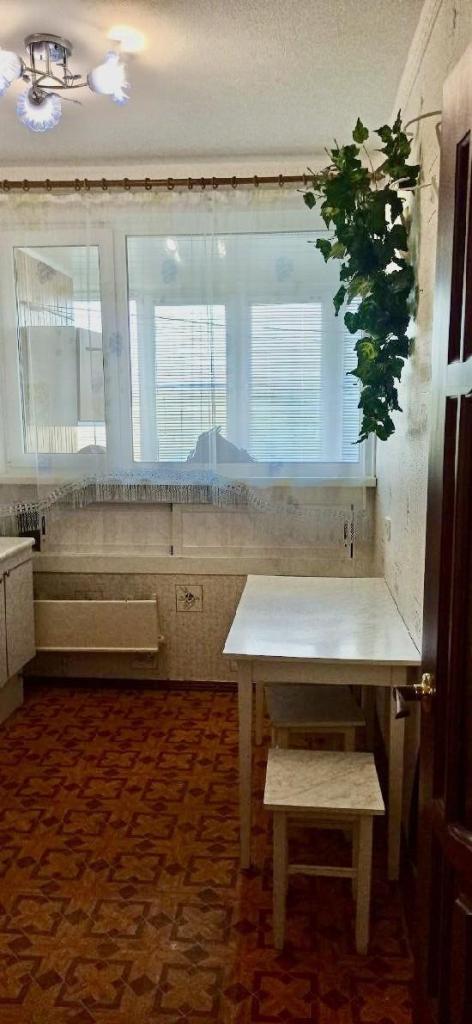 Продажа 3-комнатной квартиры, Тольятти, Маршала Жукова,  12