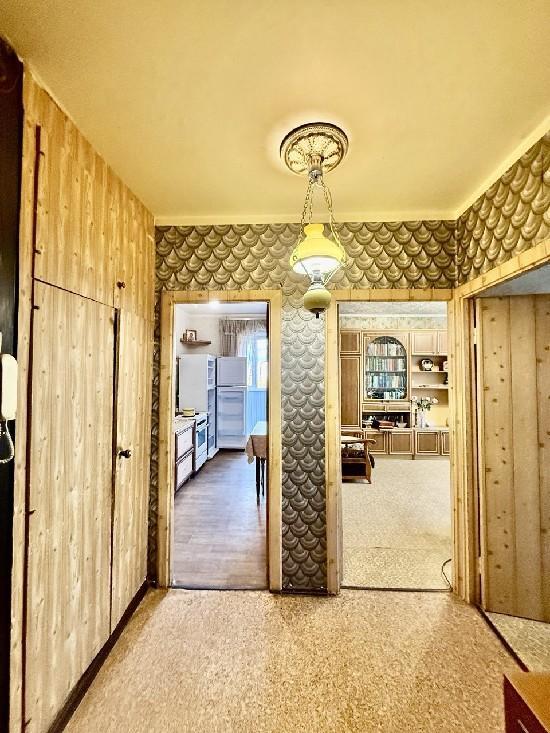 Продажа 3-комнатной квартиры, Тольятти, Ленинский пр-т,  21