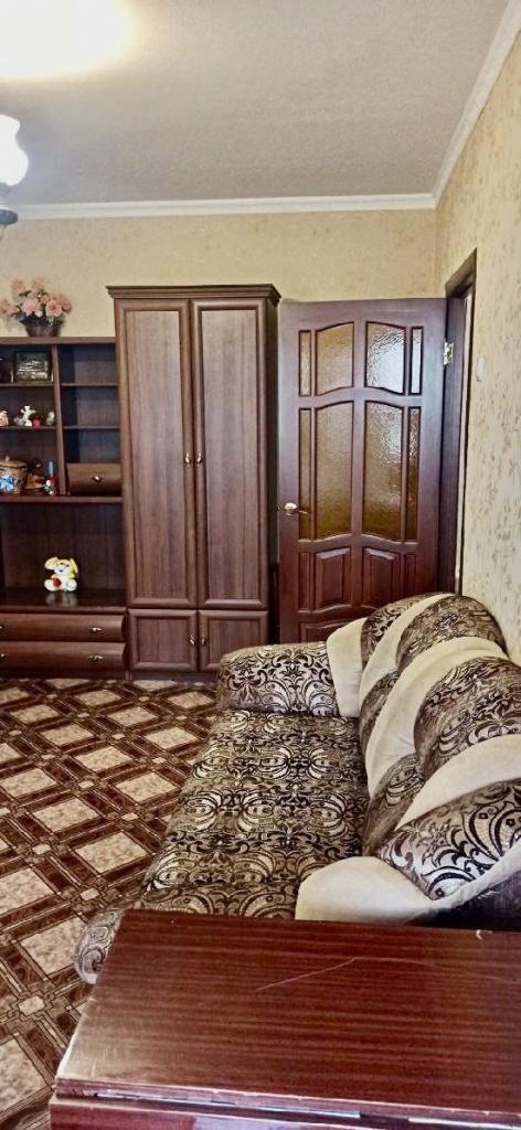 Продажа 3-комнатной квартиры, Тольятти, Маршала Жукова,  12