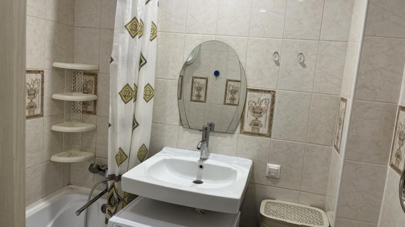 Продажа 1-комнатной квартиры, Тольятти, 70 лет Октября,  13