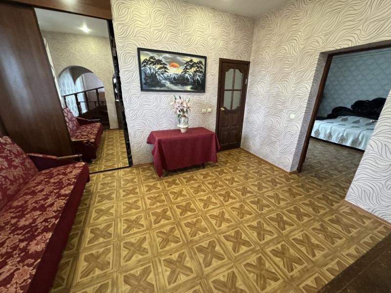 Продажа дома, 200м <sup>2</sup>, 10 сот., Жигулевск, Первомайская,  40