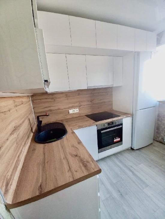 Продажа 2-комнатной квартиры, Тольятти, Свердлова,  19