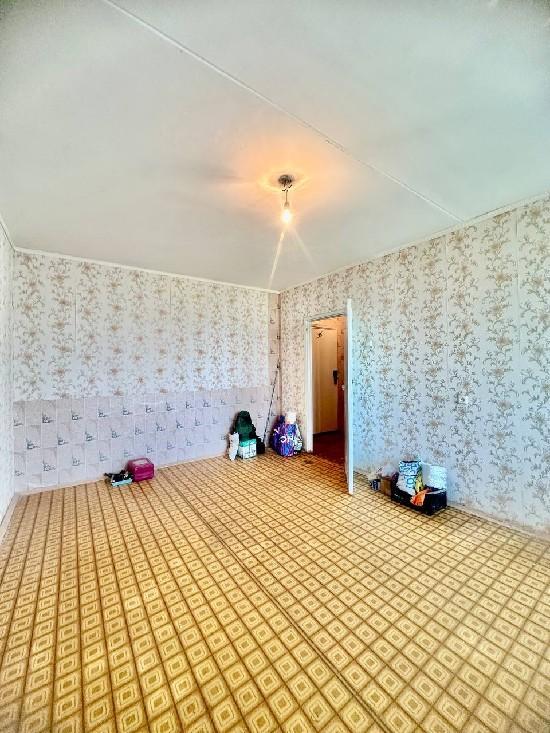 Продажа 3-комнатной квартиры, Тольятти, Баныкина,  52