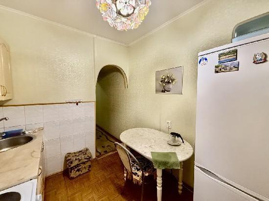 Продажа 2-комнатной квартиры, Тольятти, Ст. Разина пр-т,  18